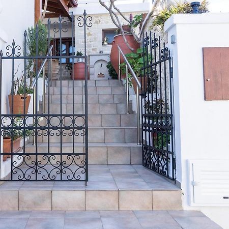 Tholos Arkhondiki Bagian luar foto